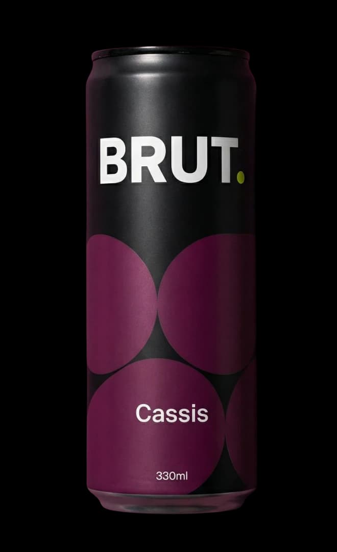 BRUT. Cassis - Dark fruit. Dry finish. - Dry craft cider can